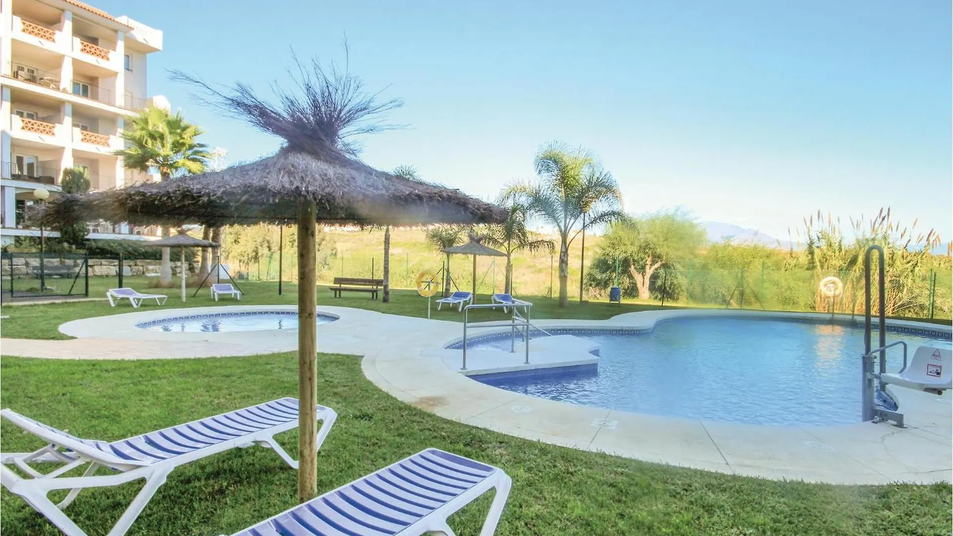 Awesome Apartment In Manilva With House Sea View
